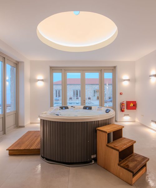 Sampatiki suites spa